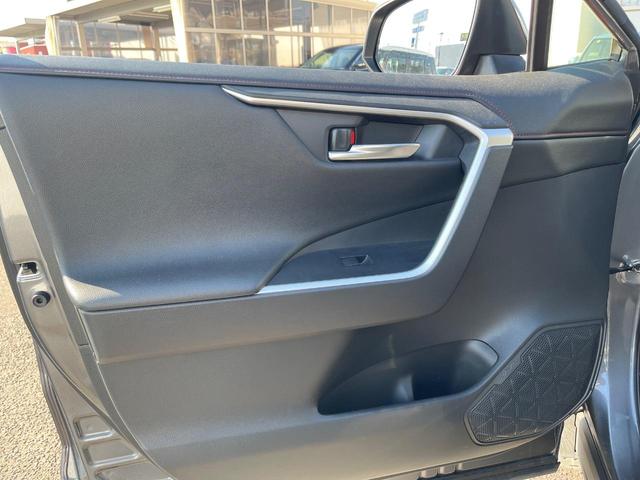 ＲＡＶ４ アドベンチャー　オフロードパッケージ　４ＷＤ　全周囲カメラ　衝突被害軽減　９型ディスプレイオーディオ　レーダークルーズ　禁煙車　電動リアゲート　前席シートエアコン　パワーシート　ドラレコ　コーナーセンサー　スマートキー　ＬＥＤヘッド（38枚目）