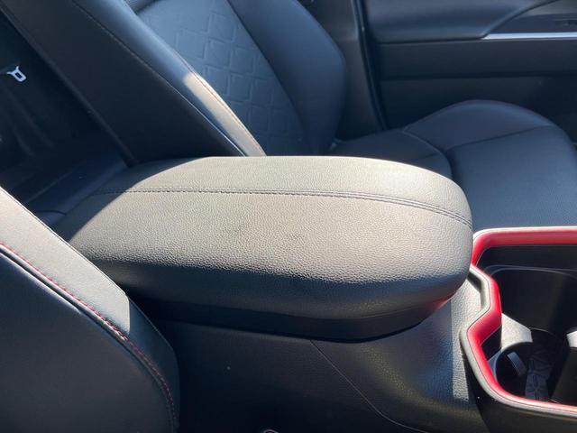 ＲＡＶ４ アドベンチャー　オフロードパッケージ　４ＷＤ　全周囲カメラ　衝突被害軽減　９型ディスプレイオーディオ　レーダークルーズ　禁煙車　電動リアゲート　前席シートエアコン　パワーシート　ドラレコ　コーナーセンサー　スマートキー　ＬＥＤヘッド（60枚目）