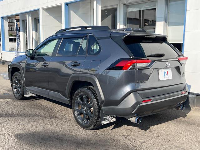ＲＡＶ４ アドベンチャー　オフロードパッケージ　４ＷＤ　全周囲カメラ　衝突被害軽減　９型ディスプレイオーディオ　レーダークルーズ　禁煙車　電動リアゲート　前席シートエアコン　パワーシート　ドラレコ　コーナーセンサー　スマートキー　ＬＥＤヘッド（70枚目）