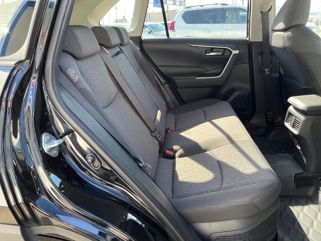 RAV4 ハイブリッドX 純正エアロ 衝突軽減装置 禁煙車 純正8型ディスプレーオーディオ 純正オプションアルミホイール レーダークルーズ バックカメラ ETC Bluetooth フルセグ ドラレコ LEDヘッドライト(9枚目)
