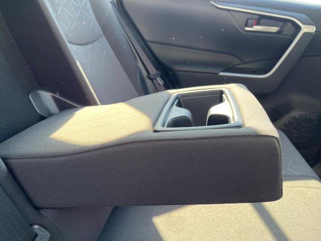 RAV4 ハイブリッドX 純正エアロ 衝突軽減装置 禁煙車 純正8型ディスプレーオーディオ 純正オプションアルミホイール レーダークルーズ バックカメラ ETC Bluetooth フルセグ ドラレコ LEDヘッドライト(53枚目)