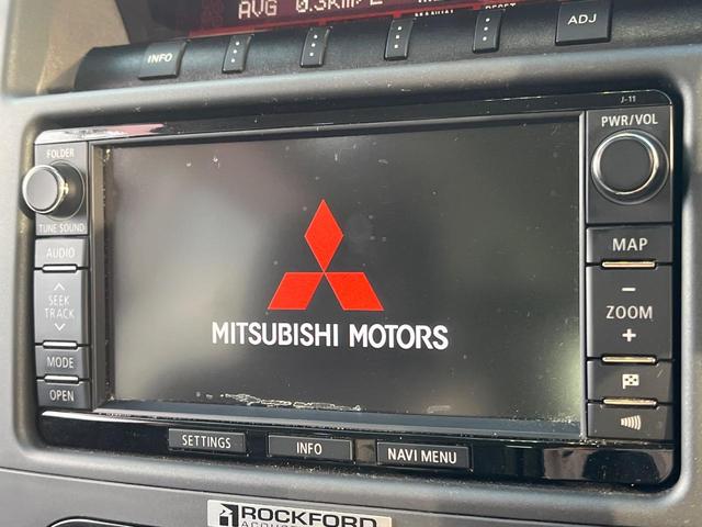 パジェロ ロング スーパーエクシード 4WD 7人乗り 禁煙車 純正7インチナビ 本革シート バックカメラ ETC Bluetooth フルセグ 前席シートヒーター 前席パワーシート HIDヘッドライト LEDフォグライト クルコン(3枚目)