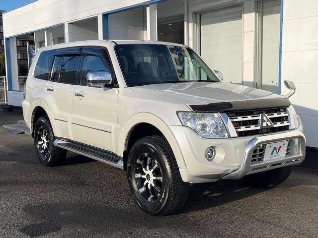 パジェロ ロング スーパーエクシード 4WD 7人乗り 禁煙車 純正7インチナビ 本革シート バックカメラ ETC Bluetooth フルセグ 前席シートヒーター 前席パワーシート HIDヘッドライト LEDフォグライト クルコン(17枚目)