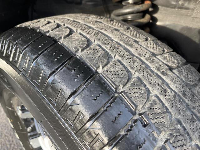 パジェロ ロング スーパーエクシード 4WD 7人乗り 禁煙車 純正7インチナビ 本革シート バックカメラ ETC Bluetooth フルセグ 前席シートヒーター 前席パワーシート HIDヘッドライト LEDフォグライト クルコン(29枚目)