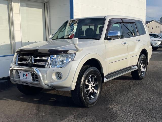 パジェロ ロング スーパーエクシード 4WD 7人乗り 禁煙車 純正7インチナビ 本革シート バックカメラ ETC Bluetooth フルセグ 前席シートヒーター 前席パワーシート HIDヘッドライト LEDフォグライト クルコン(32枚目)