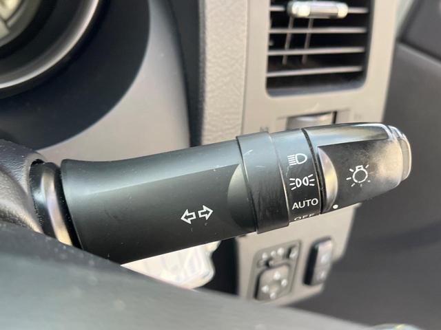 パジェロ ロング スーパーエクシード 4WD 7人乗り 禁煙車 純正7インチナビ 本革シート バックカメラ ETC Bluetooth フルセグ 前席シートヒーター 前席パワーシート HIDヘッドライト LEDフォグライト クルコン(63枚目)