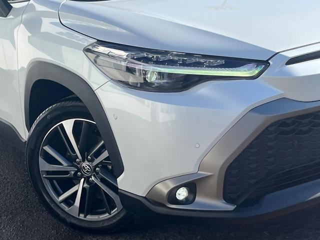 カローラクロス ハイブリッド Z サンルーフ 衝突軽減装置 禁煙車 純正10.5型ナビ 全周囲カメラ レーダークルーズ ETC Bluetooth フルセグ 前席シートヒーター パワーバックドア 前席パワーシート スマートキー(12枚目)