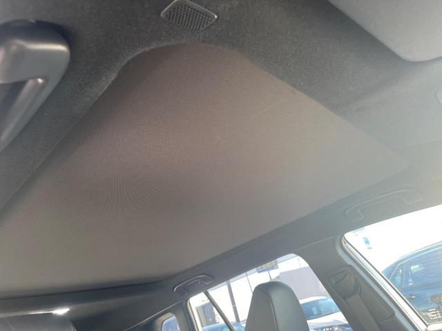 カローラクロス ハイブリッド Z サンルーフ 衝突軽減装置 禁煙車 純正10.5型ナビ 全周囲カメラ レーダークルーズ ETC Bluetooth フルセグ 前席シートヒーター パワーバックドア 前席パワーシート スマートキー(51枚目)