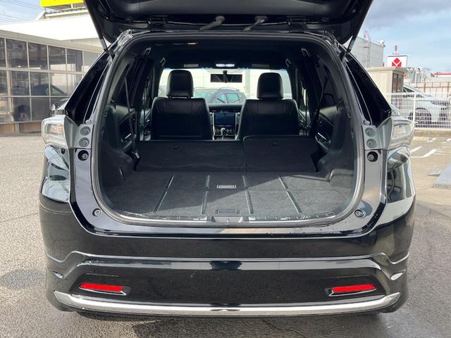 ハリアー エレガンス　バックカメラ　禁煙車　ビルトインＥＴＣ　ハーフレザーシート　パワーシート　スマートキー　ＨＩＤヘッド　オートライト　デュアルエアコン　Ｂｌｕｅｔｏｏｔｈ　フルセグ　ＨＩＤフォグ（9枚目）