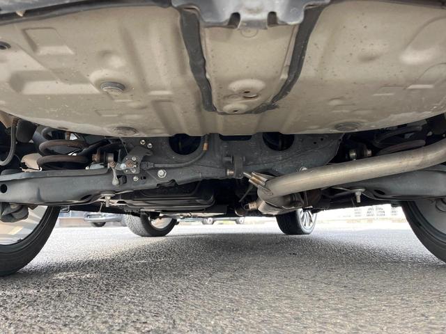 ハリアー エレガンス　バックカメラ　禁煙車　ビルトインＥＴＣ　ハーフレザーシート　パワーシート　スマートキー　ＨＩＤヘッド　オートライト　デュアルエアコン　Ｂｌｕｅｔｏｏｔｈ　フルセグ　ＨＩＤフォグ（18枚目）