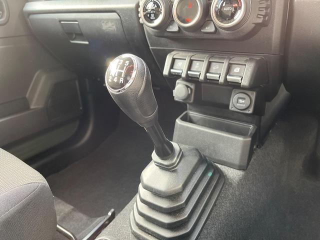 ジムニーシエラ ＪＣ　４ＷＤ　ＭＴ車　衝突被害軽減システム　禁煙車　純正ＳＤナビ　バックカメラ　スマートキー　クルコン　ＬＥＤヘッド　コーナーセンサー　オートハイビーム　車線逸脱警報　オートライト　オートエアコン（26枚目）
