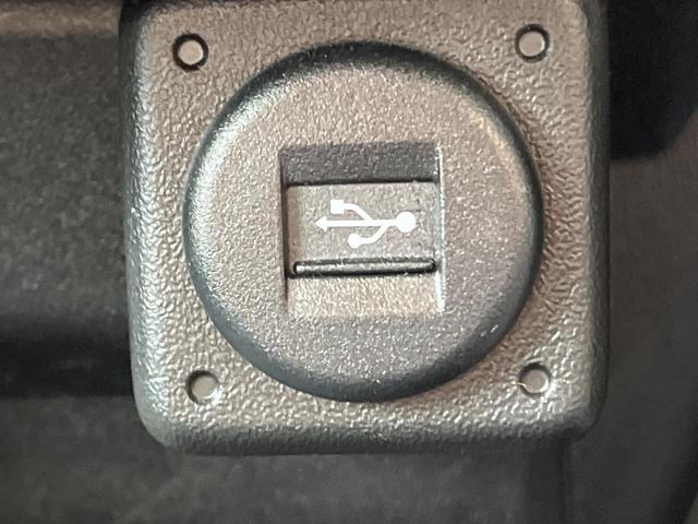 ジムニーシエラ ＪＣ　４ＷＤ　ＭＴ車　衝突被害軽減システム　禁煙車　純正ＳＤナビ　バックカメラ　スマートキー　クルコン　ＬＥＤヘッド　コーナーセンサー　オートハイビーム　車線逸脱警報　オートライト　オートエアコン（46枚目）