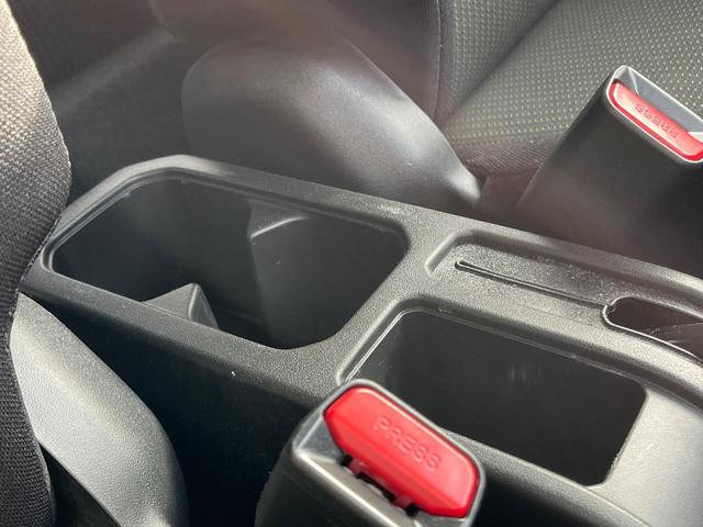 ジムニーシエラ ＪＣ　４ＷＤ　ＭＴ車　衝突被害軽減システム　禁煙車　純正ＳＤナビ　バックカメラ　スマートキー　クルコン　ＬＥＤヘッド　コーナーセンサー　オートハイビーム　車線逸脱警報　オートライト　オートエアコン（52枚目）