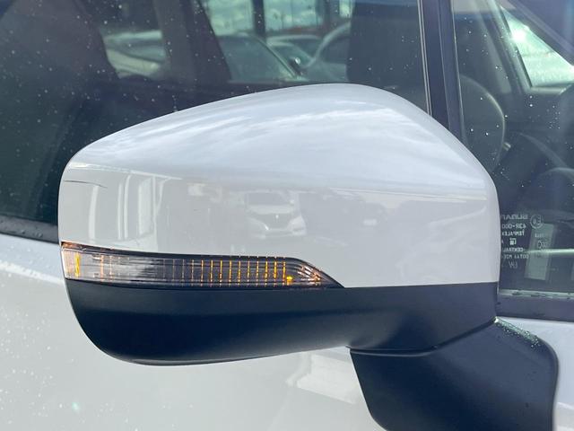 フォレスター Ｘ－エディション　４ＷＤ　衝突軽減装置　禁煙車　純正インチナビ　本革シート　レーダークルーズ　フロント・サイド・バックカメラ　ＥＴＣ　Ｂｌｕｅｔｏｏｔｈ　フルセグ　全席シートヒーター　前席パワーシート　コーナーセンサー（29枚目）