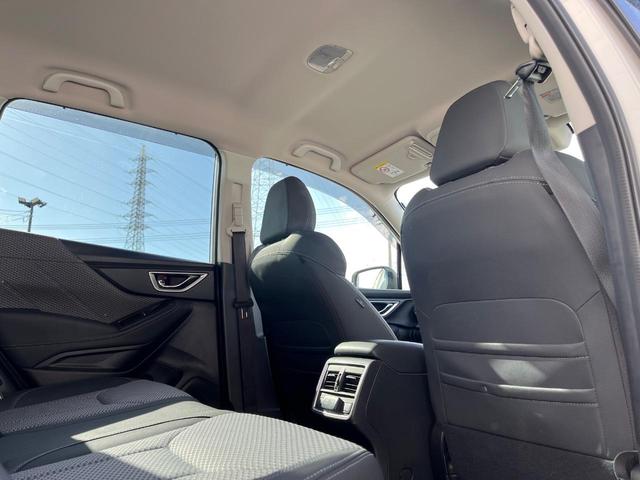 フォレスター Ｘ－エディション　４ＷＤ　衝突軽減装置　禁煙車　純正インチナビ　本革シート　レーダークルーズ　フロント・サイド・バックカメラ　ＥＴＣ　Ｂｌｕｅｔｏｏｔｈ　フルセグ　全席シートヒーター　前席パワーシート　コーナーセンサー（49枚目）