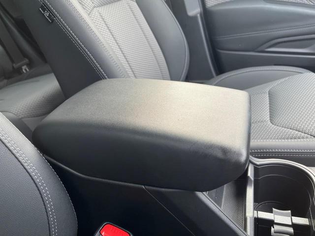 フォレスター Ｘ－エディション　４ＷＤ　衝突軽減装置　禁煙車　純正インチナビ　本革シート　レーダークルーズ　フロント・サイド・バックカメラ　ＥＴＣ　Ｂｌｕｅｔｏｏｔｈ　フルセグ　全席シートヒーター　前席パワーシート　コーナーセンサー（57枚目）