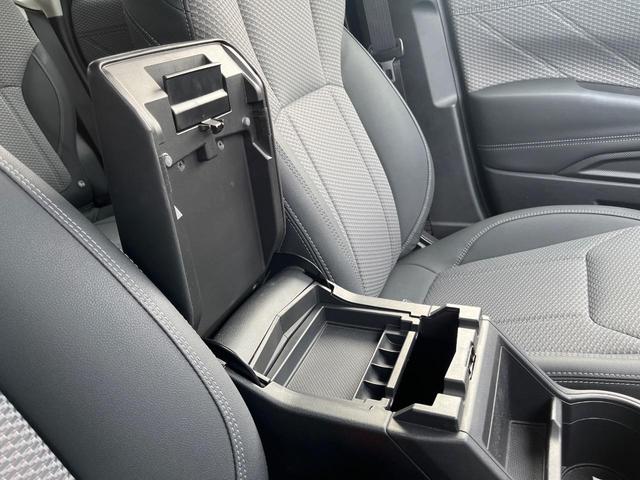 フォレスター Ｘ－エディション　４ＷＤ　衝突軽減装置　禁煙車　純正インチナビ　本革シート　レーダークルーズ　フロント・サイド・バックカメラ　ＥＴＣ　Ｂｌｕｅｔｏｏｔｈ　フルセグ　全席シートヒーター　前席パワーシート　コーナーセンサー（74枚目）