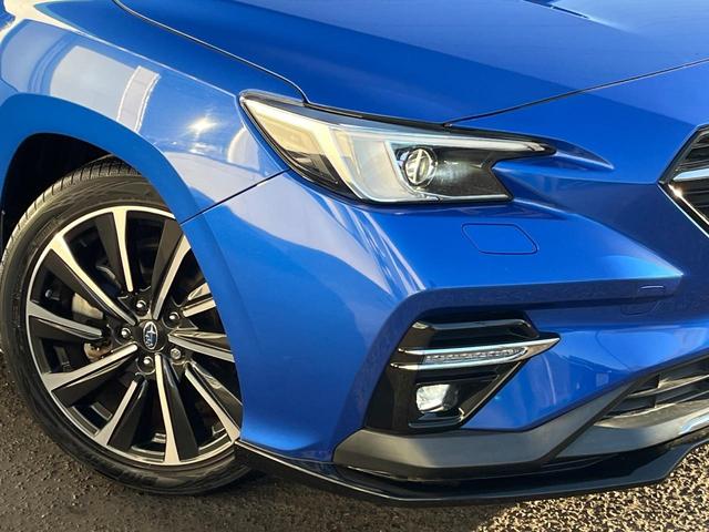 レヴォーグ STIスポーツ EX 4WD STIフルエアロ 11.6型ディスプレイオーディオ フロント・サイド・バックカメラ 衝突被害軽減システム レーダークルーズ 電動リアゲート レザーシート 全席シートヒーター ETC(12枚目)