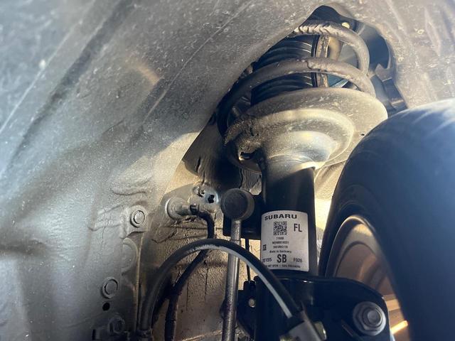 レヴォーグ STIスポーツ EX 4WD STIフルエアロ 11.6型ディスプレイオーディオ フロント・サイド・バックカメラ 衝突被害軽減システム レーダークルーズ 電動リアゲート レザーシート 全席シートヒーター ETC(21枚目)