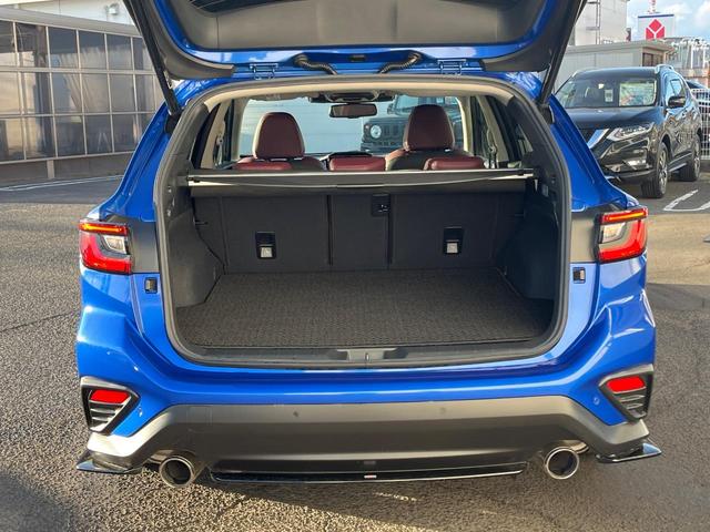 レヴォーグ STIスポーツ EX 4WD STIフルエアロ 11.6型ディスプレイオーディオ フロント・サイド・バックカメラ 衝突被害軽減システム レーダークルーズ 電動リアゲート レザーシート 全席シートヒーター ETC(47枚目)