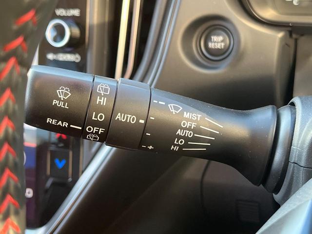 レヴォーグ STIスポーツ EX 4WD STIフルエアロ 11.6型ディスプレイオーディオ フロント・サイド・バックカメラ 衝突被害軽減システム レーダークルーズ 電動リアゲート レザーシート 全席シートヒーター ETC(61枚目)