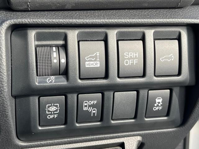 フォレスター アドバンス 4WD 衝突被害軽減システム 禁煙車 レーダークルーズ 純正8型ナビ フロント・サイド・バックカメラ 電動リアゲート レザーシート 全席シートヒーター ドラレコ コーナーセンサー LEDヘッド(6枚目)