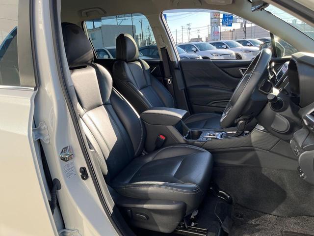 フォレスター アドバンス 4WD 衝突被害軽減システム 禁煙車 レーダークルーズ 純正8型ナビ フロント・サイド・バックカメラ 電動リアゲート レザーシート 全席シートヒーター ドラレコ コーナーセンサー LEDヘッド(8枚目)