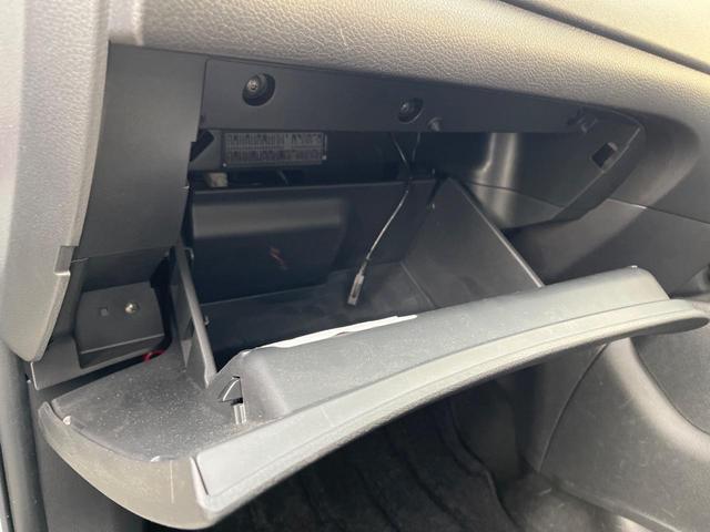 エクストレイル ２０Ｘｉ　ハイブリッド　４ＷＤ　プロパイロット　９型純正ナビ　全周囲カメラ　衝突被害軽減システム　レーダークルーズ　禁煙車　電動リアゲート　全席シートヒーター　ドラレコ　コーナーセンサー　スマートキー　ＬＥＤヘッド　ＥＴＣ（48枚目）