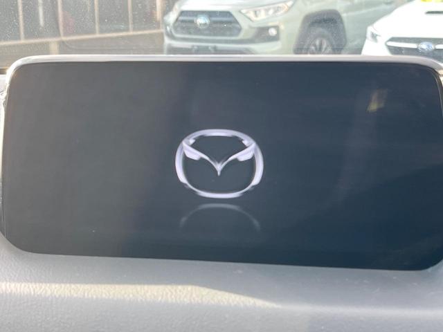 ＣＸ－８ ＸＤプロアクティブ　４ＷＤ　ターボ　ディーゼル（軽油）　７人乗り　全周囲カメラ　衝突被害軽減システム　レーダークルーズ　禁煙車　電動リアゲート　パワーシート　コーナーセンサー　スマートキー　ＬＥＤヘッド　ＥＴＣ（3枚目）