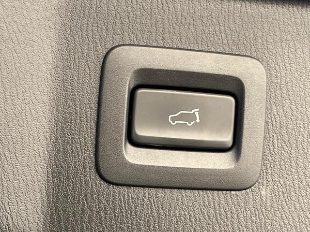 ＣＸ－８ ＸＤプロアクティブ　４ＷＤ　ターボ　ディーゼル（軽油）　７人乗り　全周囲カメラ　衝突被害軽減システム　レーダークルーズ　禁煙車　電動リアゲート　パワーシート　コーナーセンサー　スマートキー　ＬＥＤヘッド　ＥＴＣ（7枚目）