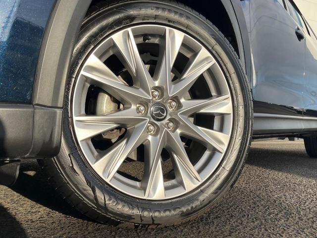 ＣＸ－８ ＸＤプロアクティブ　４ＷＤ　ターボ　ディーゼル（軽油）　７人乗り　全周囲カメラ　衝突被害軽減システム　レーダークルーズ　禁煙車　電動リアゲート　パワーシート　コーナーセンサー　スマートキー　ＬＥＤヘッド　ＥＴＣ（14枚目）