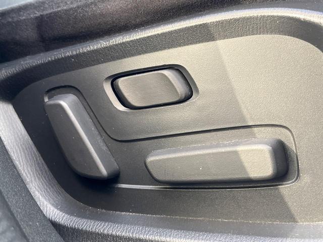 ＣＸ－８ ＸＤプロアクティブ　４ＷＤ　ターボ　ディーゼル（軽油）　７人乗り　全周囲カメラ　衝突被害軽減システム　レーダークルーズ　禁煙車　電動リアゲート　パワーシート　コーナーセンサー　スマートキー　ＬＥＤヘッド　ＥＴＣ（59枚目）