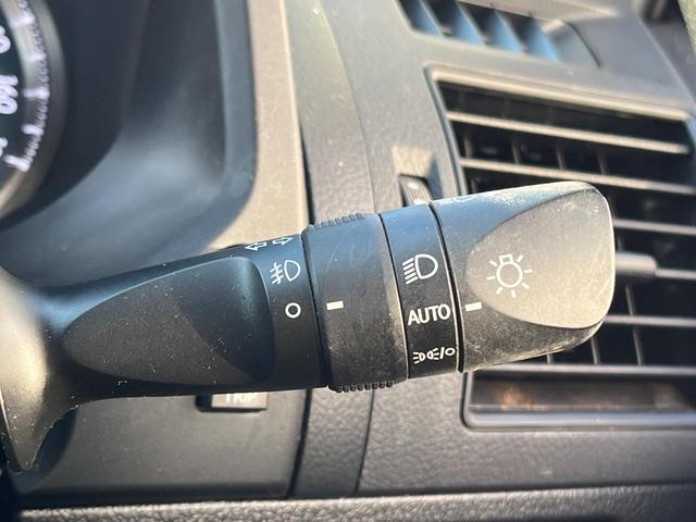 ランドクルーザープラド ＴＸ　４ＷＤ　ターボ　７人乗り　ディーゼル（軽油）９型ディスプレイオーディオ　全周囲カメラ　衝突被害軽減システム　レーダークルーズ　コーナーセンサー　ルーフレール　ＥＴＣ２．０　純正１７インチアルミ（36枚目）