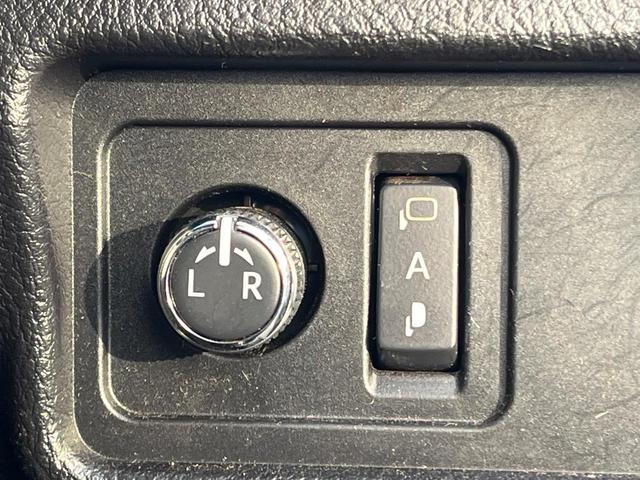 ランドクルーザープラド ＴＸ　４ＷＤ　ターボ　７人乗り　ディーゼル（軽油）９型ディスプレイオーディオ　全周囲カメラ　衝突被害軽減システム　レーダークルーズ　コーナーセンサー　ルーフレール　ＥＴＣ２．０　純正１７インチアルミ（54枚目）