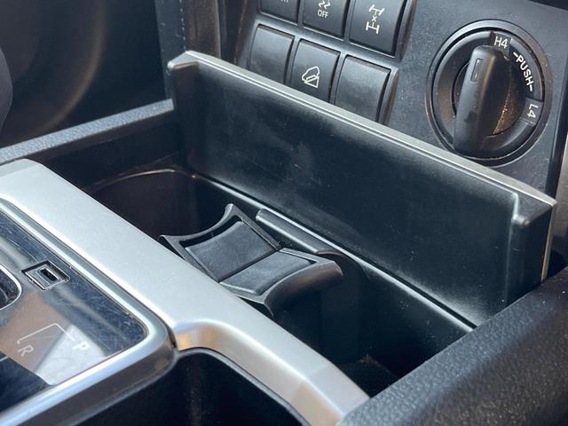 ランドクルーザープラド ＴＸ　４ＷＤ　ターボ　７人乗り　ディーゼル（軽油）９型ディスプレイオーディオ　全周囲カメラ　衝突被害軽減システム　レーダークルーズ　コーナーセンサー　ルーフレール　ＥＴＣ２．０　純正１７インチアルミ（62枚目）