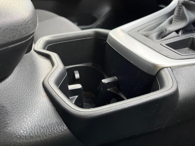 RAV4 X 衝突軽減装置 禁煙車 純正8型ディスプレーオーディオ レーダークルーズ バックカメラ ETC Bluetooth フルセグ LEDヘッドライト LEDフォグライト レーンキープアシスト(49枚目)