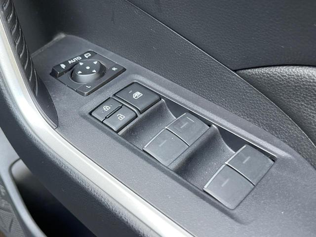 RAV4 X 衝突軽減装置 禁煙車 純正8型ディスプレーオーディオ レーダークルーズ バックカメラ ETC Bluetooth フルセグ LEDヘッドライト LEDフォグライト レーンキープアシスト(57枚目)