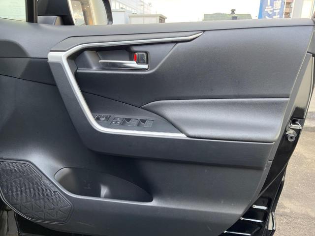 RAV4 X 衝突軽減装置 禁煙車 純正8型ディスプレーオーディオ レーダークルーズ バックカメラ ETC Bluetooth フルセグ LEDヘッドライト LEDフォグライト レーンキープアシスト(59枚目)