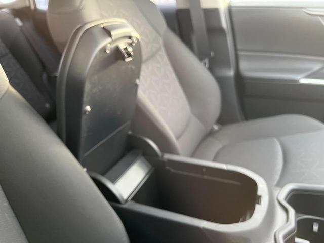 RAV4 X 衝突軽減装置 禁煙車 純正8型ディスプレーオーディオ レーダークルーズ バックカメラ ETC Bluetooth フルセグ LEDヘッドライト LEDフォグライト レーンキープアシスト(62枚目)