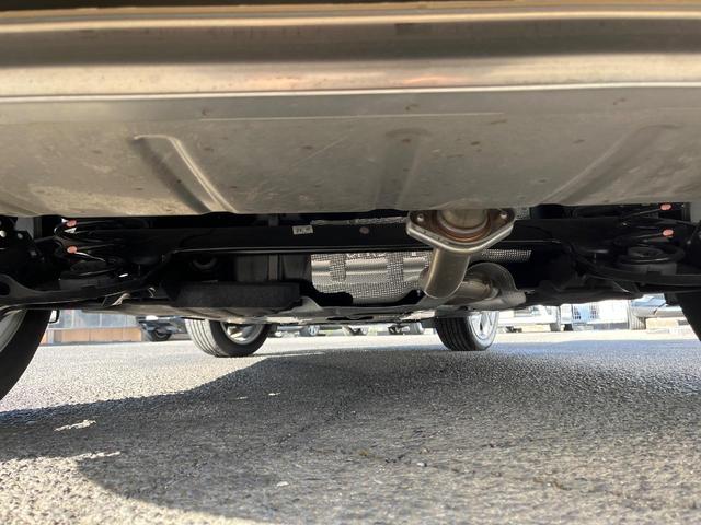 ＭＸ－３０ ベースグレード　衝突軽減装置　禁煙車　純正８．８インチナビ　全周囲カメラ　レーダークルーズ　ＥＴＣ　Ｂｌｕｅｔｏｏｔｈ　フルセグ　ドラレコ　前席シートヒーター　運転席パワーシート　ハーフレザーシート　レーンキープ（19枚目）