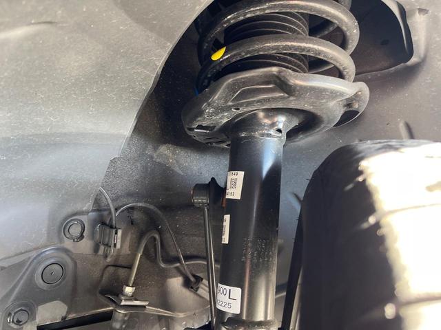 ＭＸ－３０ ベースグレード　衝突軽減装置　禁煙車　純正８．８インチナビ　全周囲カメラ　レーダークルーズ　ＥＴＣ　Ｂｌｕｅｔｏｏｔｈ　フルセグ　ドラレコ　前席シートヒーター　運転席パワーシート　ハーフレザーシート　レーンキープ（21枚目）