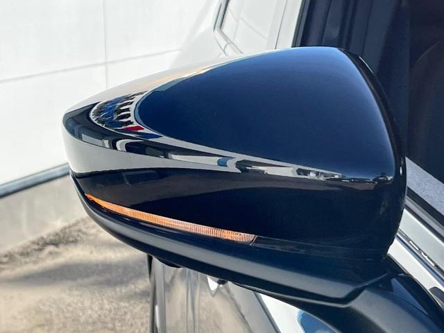 ＭＸ－３０ ベースグレード　衝突軽減装置　禁煙車　純正８．８インチナビ　全周囲カメラ　レーダークルーズ　ＥＴＣ　Ｂｌｕｅｔｏｏｔｈ　フルセグ　ドラレコ　前席シートヒーター　運転席パワーシート　ハーフレザーシート　レーンキープ（29枚目）