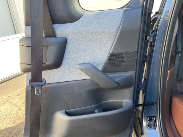 ＭＸ－３０ ベースグレード　衝突軽減装置　禁煙車　純正８．８インチナビ　全周囲カメラ　レーダークルーズ　ＥＴＣ　Ｂｌｕｅｔｏｏｔｈ　フルセグ　ドラレコ　前席シートヒーター　運転席パワーシート　ハーフレザーシート　レーンキープ（63枚目）