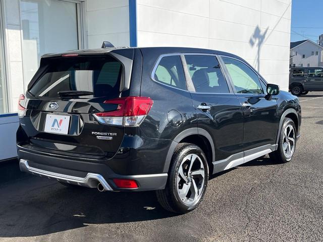 フォレスター アドバンス　４ＷＤ　衝突被害軽減システム　禁煙車　レーダークルーズ　寒冷地仕様　フロント・サイド・バックカメラ　ＥＴＣ　ドラレコ　全席シートヒーター　ハーフレザーシート　コーナーセンサー　スマートキー（18枚目）