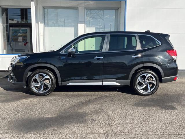 フォレスター アドバンス　４ＷＤ　衝突被害軽減システム　禁煙車　レーダークルーズ　寒冷地仕様　フロント・サイド・バックカメラ　ＥＴＣ　ドラレコ　全席シートヒーター　ハーフレザーシート　コーナーセンサー　スマートキー（30枚目）