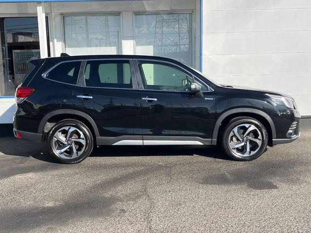 フォレスター アドバンス　４ＷＤ　衝突被害軽減システム　禁煙車　レーダークルーズ　寒冷地仕様　フロント・サイド・バックカメラ　ＥＴＣ　ドラレコ　全席シートヒーター　ハーフレザーシート　コーナーセンサー　スマートキー（33枚目）