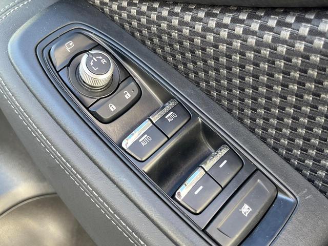 フォレスター アドバンス　４ＷＤ　衝突被害軽減システム　禁煙車　レーダークルーズ　寒冷地仕様　フロント・サイド・バックカメラ　ＥＴＣ　ドラレコ　全席シートヒーター　ハーフレザーシート　コーナーセンサー　スマートキー（38枚目）