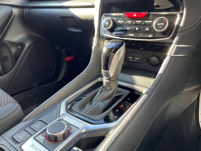 フォレスター アドバンス　４ＷＤ　衝突被害軽減システム　禁煙車　レーダークルーズ　寒冷地仕様　フロント・サイド・バックカメラ　ＥＴＣ　ドラレコ　全席シートヒーター　ハーフレザーシート　コーナーセンサー　スマートキー（62枚目）