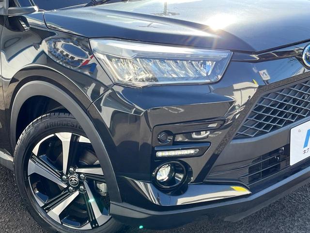 ライズ Ｚ　衝突軽減装置　禁煙車　純正９型ナビ　全周囲カメラ　レーダークルーズ　ＥＴＣ　Ｂｌｕｅｔｏｏｔｈ　フルセグ　ドラレコ　シートヒーター　シーケンシャルターンランプ　ＬＥＤヘッドライト　レーンキープアシスト（12枚目）