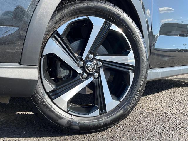 ライズ Ｚ　衝突軽減装置　禁煙車　純正９型ナビ　全周囲カメラ　レーダークルーズ　ＥＴＣ　Ｂｌｕｅｔｏｏｔｈ　フルセグ　ドラレコ　シートヒーター　シーケンシャルターンランプ　ＬＥＤヘッドライト　レーンキープアシスト（13枚目）